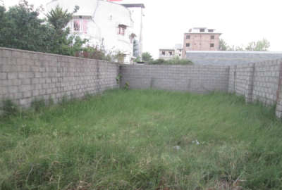 زمین مسکونی با متراژ ۱۸۰ متر روبروی پادگان باباعباس