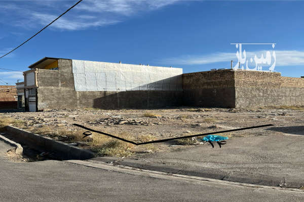 زمین دو بر نبش وحدت ۱۷ در خیابان اصلی ۸۴ متر-1