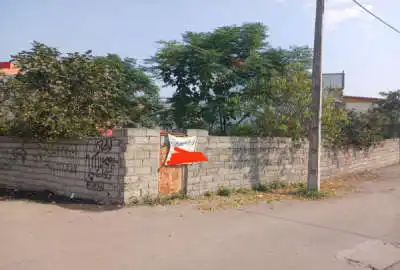 زمین داخل بافت اسکندر کلا ۳۸۵ متر