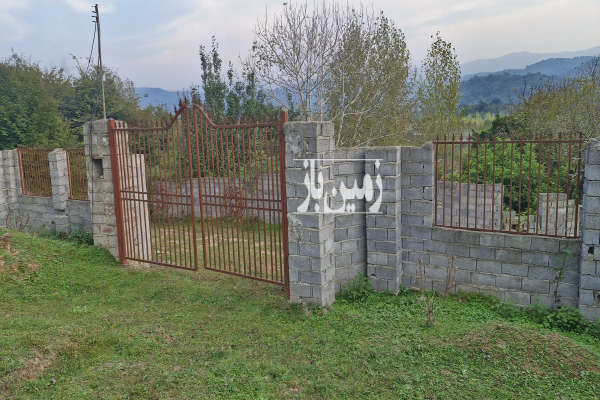 زمین مسکونی دارای پروانه شیرگاه روستای برنجستانک ۱۸۰۰ متر-2