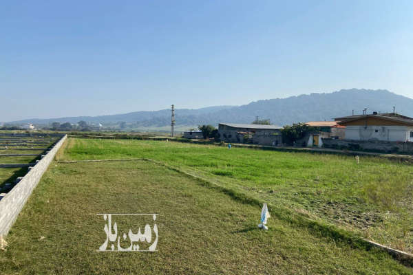 زمین کنار شهرک در روستای کمدره ۲۸۰ متر-2