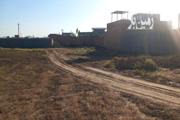 زمین در روستای رادکان ۹۵۰ متر-2