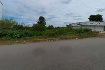 زمین ۲۳۲ متری تجاری مسکونی بر یک خیابان اصلی