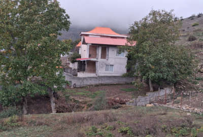 زمین روستای کلاریجان در جاده الاشت ۲۰۰ متر