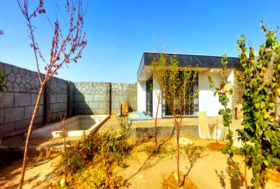 باغ همراه خونه با درختانِ ۵ ساله ۵۷۵ متر دستجا
