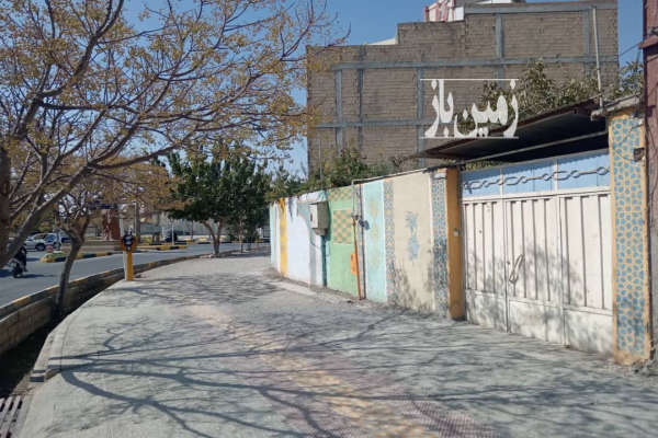 خانه کلنگی ۲۵۰ متر زمین نجف اباد خیابان شریعتی-2
