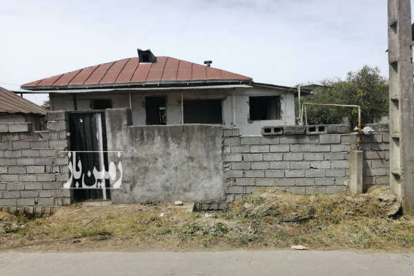 زمین مسکونی ۷۱۴ متری دارای کلنگی جاده خرم آباد-1