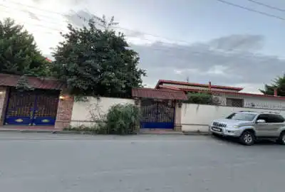 زمین همراه خانه ویلایی قدیمی نور خیابان شریعتی ۳۳۷ متر