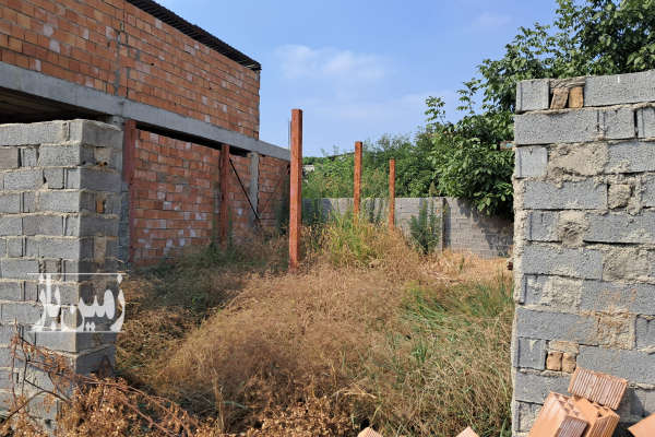 زمین مسکونی ساری پل تجن ازاد گله ۱۰۰ متر-2