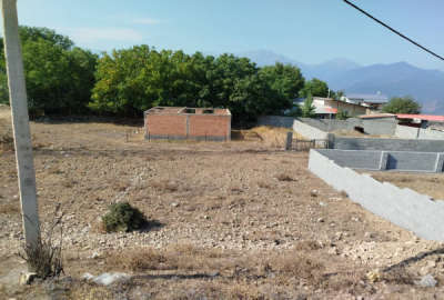 زمین همراه نیمه کاره کجور روستای لشکنار ۲۴۰ متر