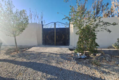 باغ ۳۸۰ متر چهاردیواری آب کشاورزی استخر مهرچین