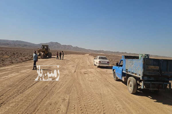 زمین در کهریزک خیابان ۶۰ متری شوراباد ۷۵۰۰ متر-1