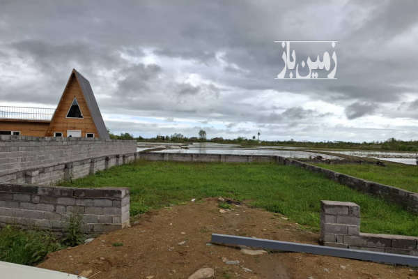 زمین ۳۰۰ متر مسکونی محصور خوش قیمت-1