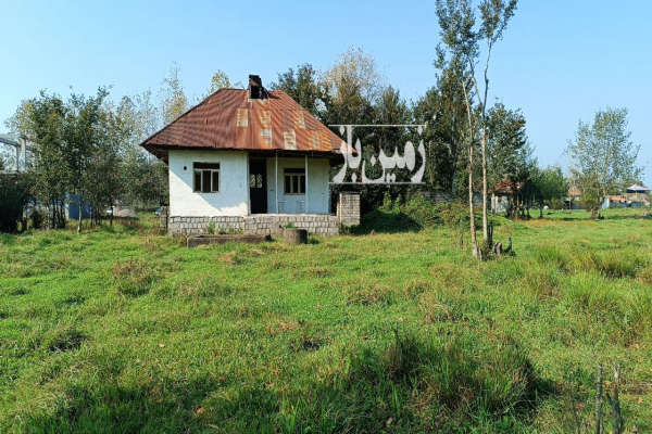 فروش زمین با خانه قدیمی لاهیجان ۱۵۰۰۰ متر-2