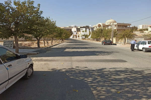 زمین تجاری بر خیابان سعدی شهر جدید هشتگرد ۱۰۰ متر-1