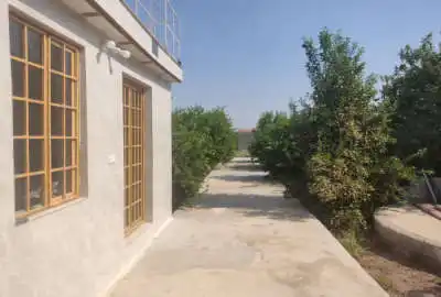 باغ و زمین ۶۵۰ متری با ساختمون نقلی بنوارشامی