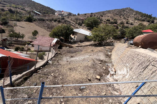 زمین مسکونی به مساحت ۳۰۰ متر پلسفید روستای ملرد-1