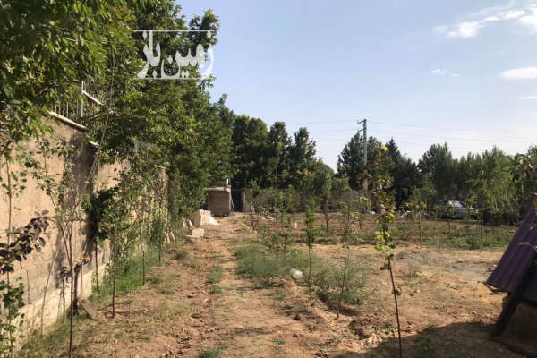 زمین چهاردیواری گل کوهسار با چاه آب قنات ۱۰۵۰ متر-1