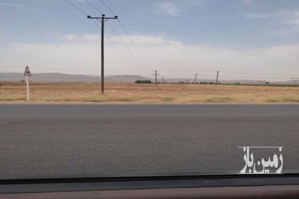 زمین کشاورزی بر جاده اصلی شیراز خرامه ۵ همتار-2