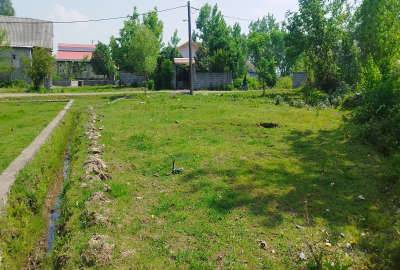 باغ ۲۷۲ متری خوش منظره مناسب سرمایه گذاری و تفریح