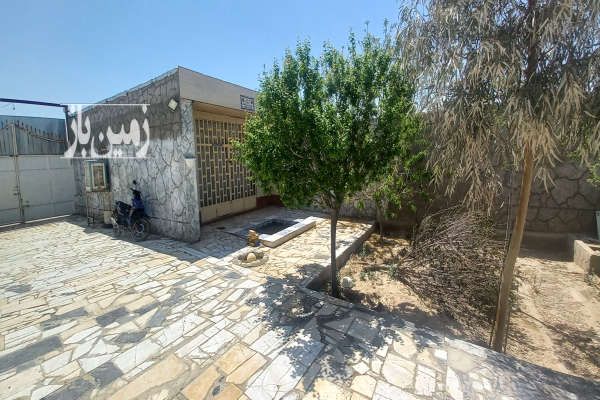 فروش زمین مقابل شهرک صنعتی جی خیابان فروردین ۷۵۰ متر-1