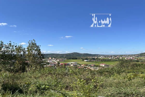 زمین ۲۰۰ متر دارای پروانه ساخت و درخت میوه ویوی عالی-3