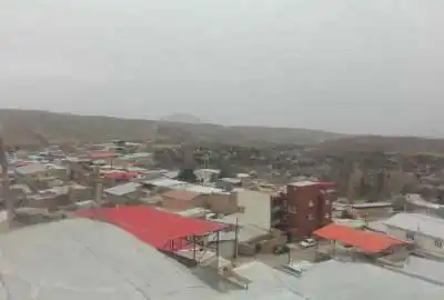 زمین ییلاقی با دید ابدی در روستای راونج ۱۴۰ متر
