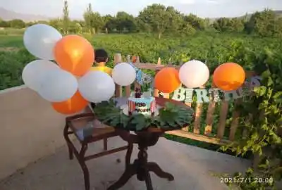 باغ ۲۲۰۰ متر خانه دارای مجوز و سند تک برگ