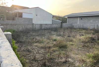 فروش زمین با کاربری مسکونی ۲۸۵ متر کاملا محصور