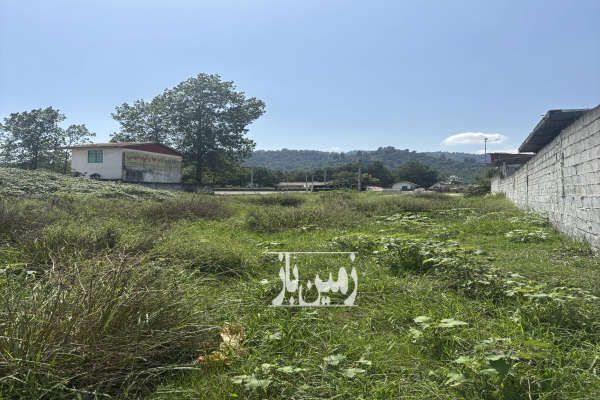 فروش زمین استثنایی ۷۰۰ متری سند دار با کاربری مسکونی-2