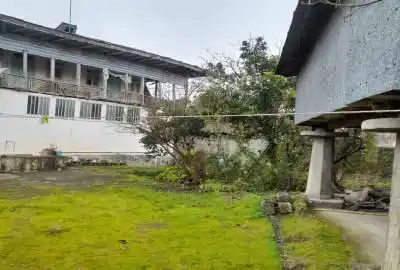 فروش خانه سنتی روستایی در املش ۶۵۰ متر زمین
