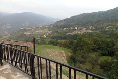 فروش زمین با ویو جنکل چلاو روستای پاشاکلا ۴۵۰ متر