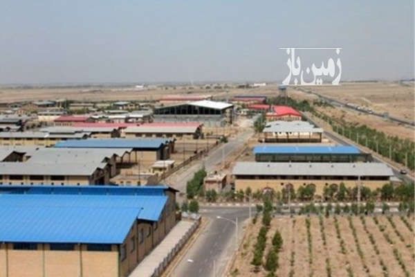 زمین کارخانه با سوله شهرک صنعتی دستجرد تفرش قم ۲۴۵۰ متر-1