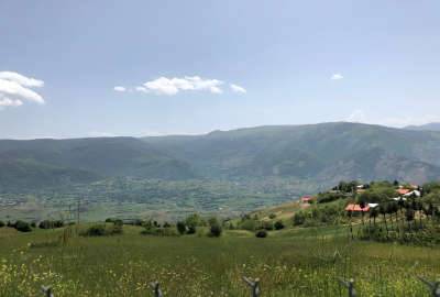 زمین با منظره رستم آباد توتکابن بخش خرگام روستای گردوبیشه