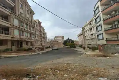 فروش زمین اپارتمانی شهر جدید هشتگرد ۷۱۰ متر