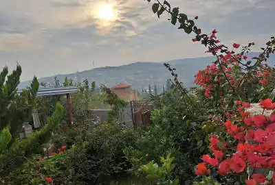 باغ زیبا با ویوی ابدی در منطقه گردشگری لالیم