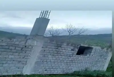 داری جواز ساخت نیمه کاره کرسی آماده برای ساخت بابر۲۲متر