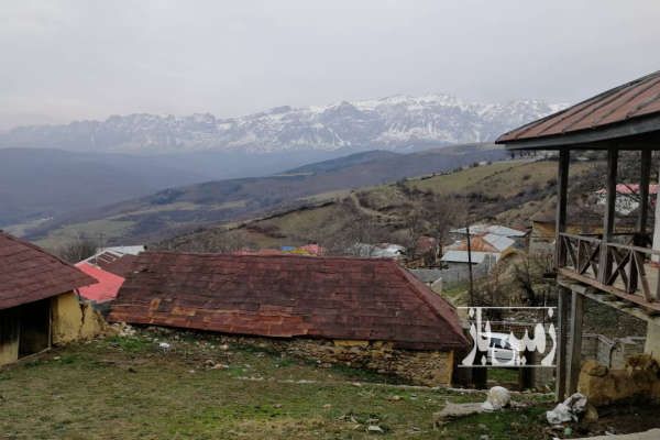 زمین و خانه شهر پل سفید روستای رجه ۷۰۰ متر-1