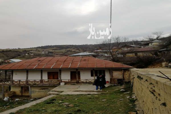 زمین و خانه شهر پل سفید روستای رجه ۷۰۰ متر-2