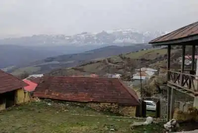 زمین و خانه شهر پل سفید روستای رجه ۷۰۰ متر