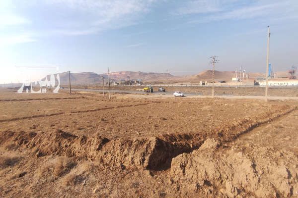 فروش قطعه زمین کنار جاده اصلی عجب شیر به آذرشهر-1