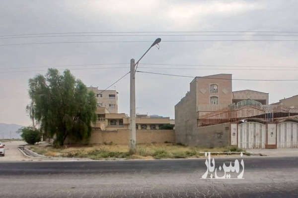 زمین دوبرخیابان باقابلیت تبدیل به تجاری کازرون ۳۱۶ متر-2