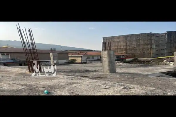 زمین ۲۴۰ متری نیمه کاره زیراب خیابان شهید حمیدی - تصویر 3