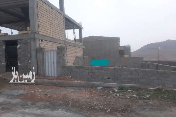 زمین ۲۰۰ متری فروشی با جواز ساخت و اطراف ساخته شده-1