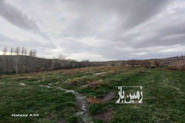باغ لب جاده ۳۰۰۰ متری چهار کیلومتری زنجان داخل محدوده-4