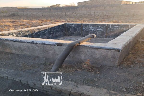 زمین باغی ۴دیواری اراک جاده میقان برخط نفت ۱۲۰۰ متر-1