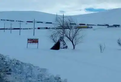 زمین هم برای باغ و هم برای جای انباری ۲۰۰۰ متر