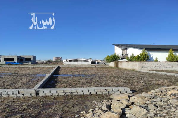 زمین الحاق به بافت مسکونی نور روبروی دریاچه الیمالات ۲۲۰ متر-1
