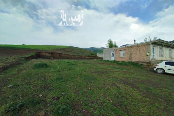 زمین مسکونی باانشعابات اردبیل روستای حور ۲۰۰ متر-1