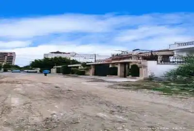 زمین مسکونی در سرخرود خط دریا بهارستان غربی ۱۷۲ متر